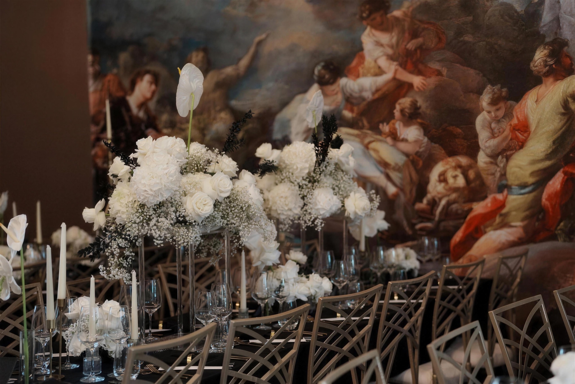 Gala table beneath a baroque fresco
